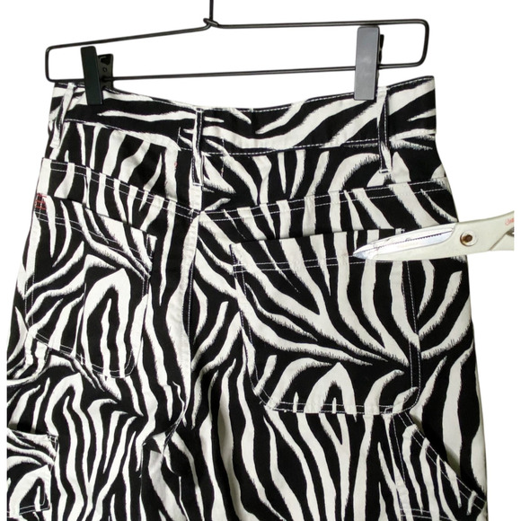BDG Leila Zebra Print Carpenter Cargo Pants Womens Size 26 Urban Outfitters - Picture 16 of 16